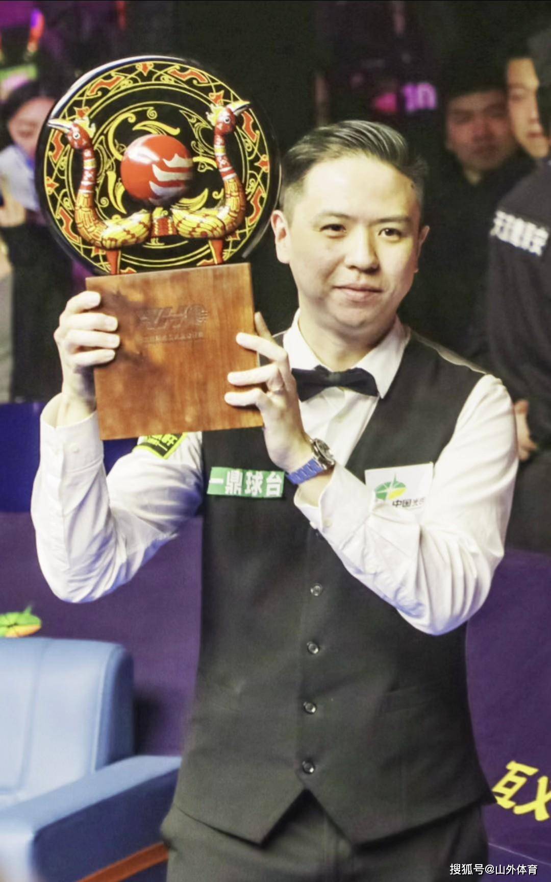 围绕它们建 围绕它们建